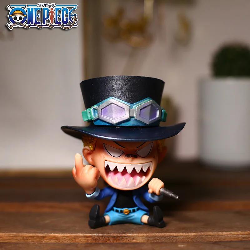 Anime One Piece Figurka Akcji Świąteczna 8-10 cm PVC Luffy Roronoa Zoro Urocze Ozdoby Wersja Q Dekoracja Samochodu Model Kolekcjonerski