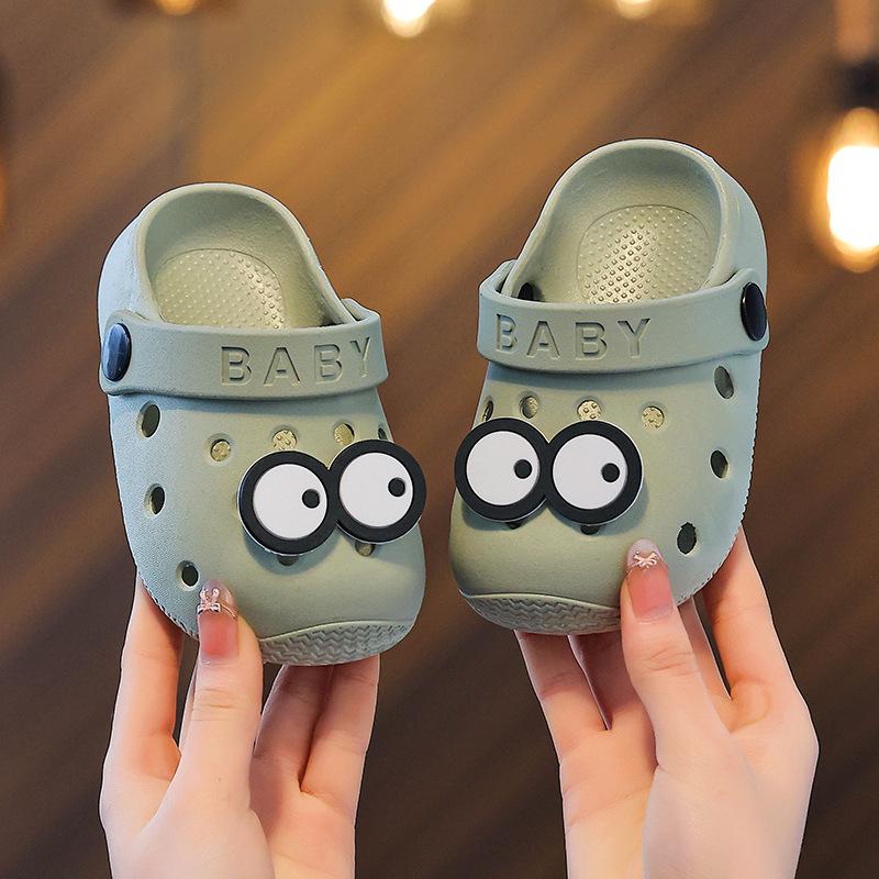 2026 Bestselling Unisex Kids Clogs: Soft, Non-slip, Closed-toe Sandals for Home & Outdoor Use