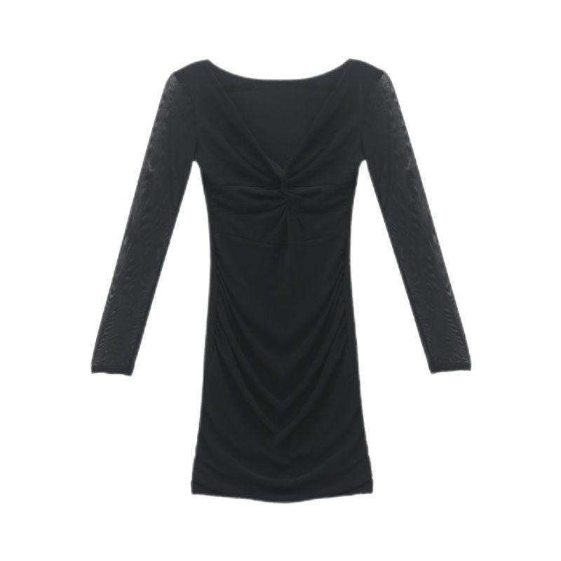 Early Spring Pure and Alluring Mesh V-neck Dress for Women, Korean Style Design Niche Slim Inner Layer, Hip-hugging Short Skirt