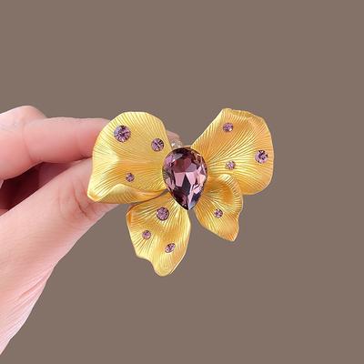 High-End Crystal Butterfly Brooch, Female Trendy Personalized Clothes, Pin Buckle Accessories, Fashionable And Exquisite Suit Corsage Decoration