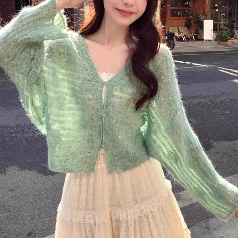 2026 Women's Sweet Style V-Neck Green Knit Cardigan - Lightweight Sun Protection for Spring/Summer