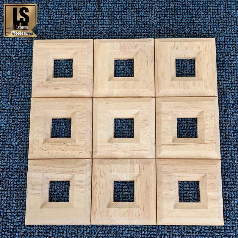 Europäische quadratische Wanddekoration aus massivem Holz, geschnitzt