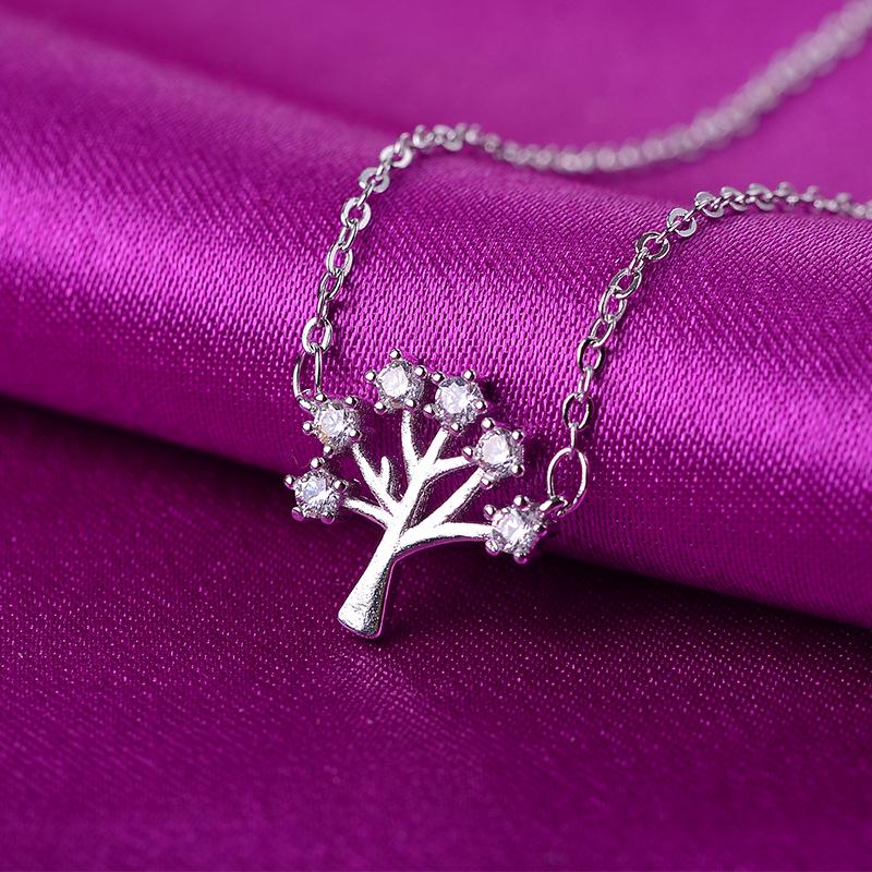 

Women s Classic Korean Style Zircon Necklace: Wishing Tree Clavicle Chain, Diamond-Studded, Ideal Christmas Gift