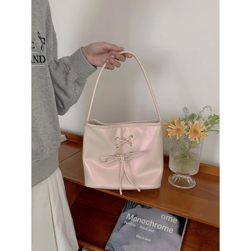 Korean Niche Portable Grandma Bag for Women New Trendy and Fashionable Sweet Armpit Bag One-shoulder Bucket Bag