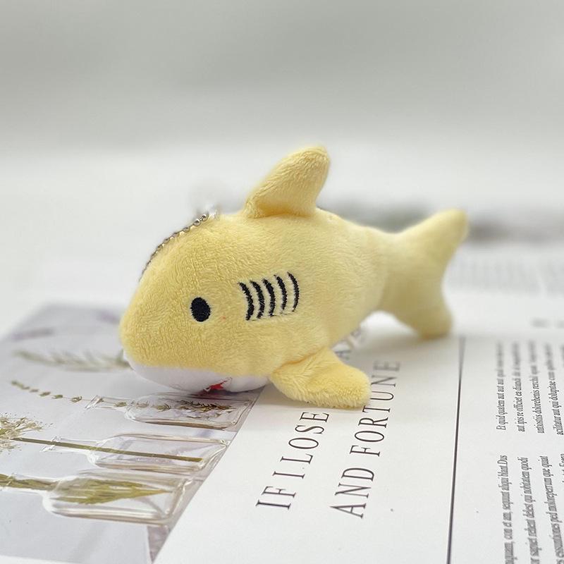 

Mini Shark Whale Plush Keychain: Marine Life Simulation Toy 12cm жовтий