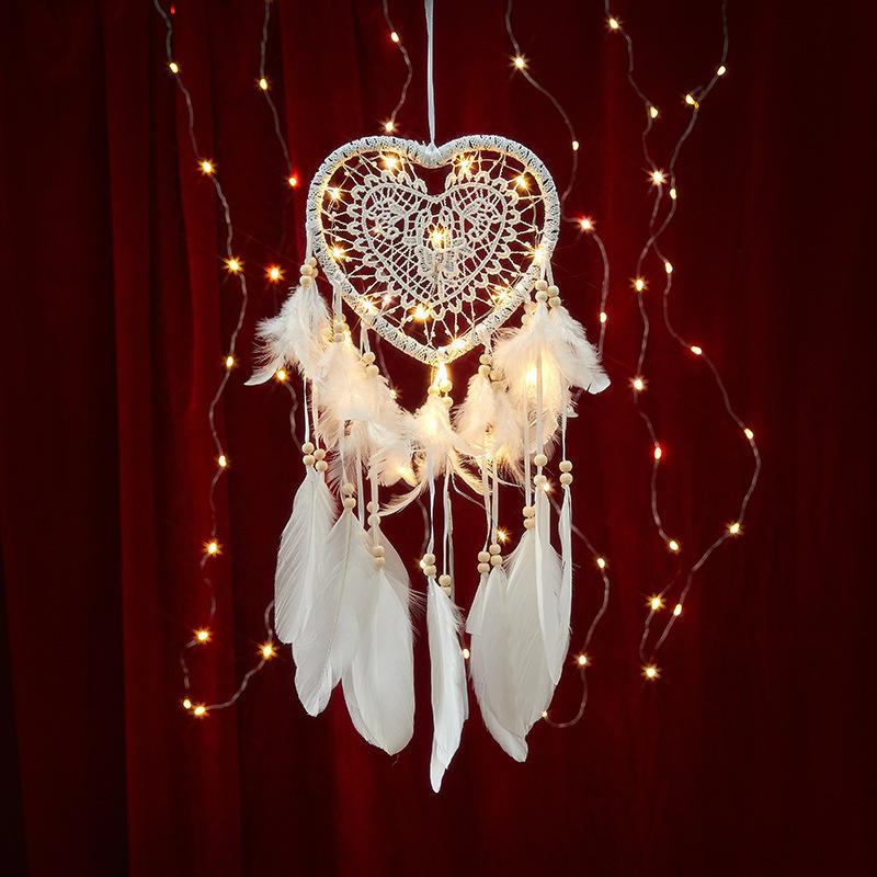 Valentinstag Böhmischer Traumfänger Handgefertigte Wanddekoration Feder Windspiel Anhänger Perfektes Geschenk für Spirituelle & Boho-Liebhaber