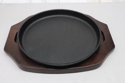 Asahi Cast Iron Steak Plate (with Wooden Stand), 22cm Round, Commercial Grade
