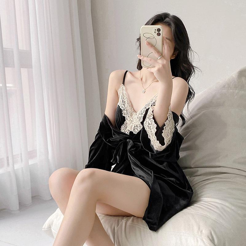 Pajamas women's spring and autumn golden velvet suspender nightgown two-piece set sexy pure desire French loungewear can be worn outside