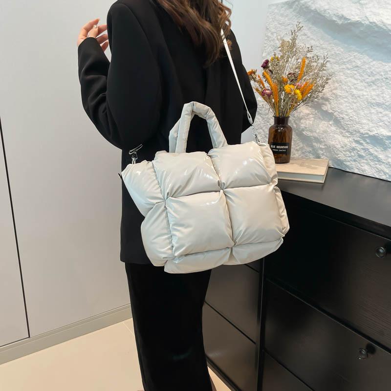 Cotton Clothing Handbag Autumn and Winter Large-capacity Bag Women's Bag Fashion Commuter Shoulder Bag Space Cotton Underarm Bag