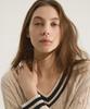 Oteumilkape Cable V-Neck Knit - Beige