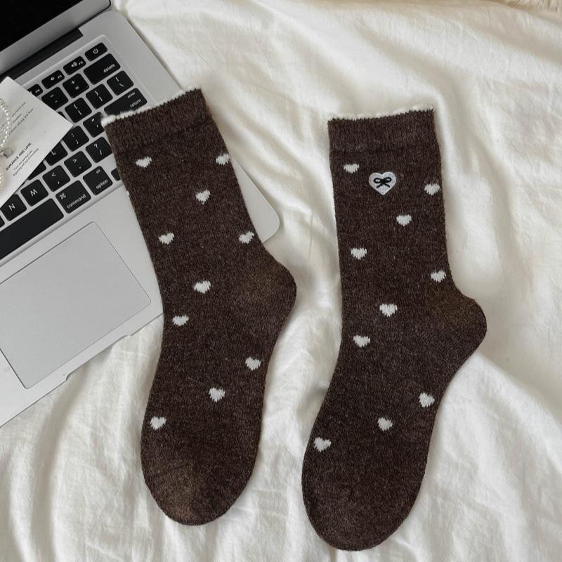 

Wool Socks Style Embroidery Love Tube Socks Piles Of Socks Thick Warm Socks One size fits all темно-коричневого кольору