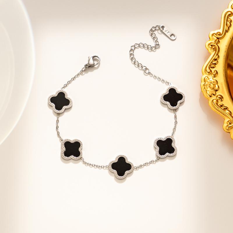 

Браслет из титановой стали Счастливый четырехлистный клевер , в корейском стиле, розовое золото 18 карат, не тускнеющая бижутерия