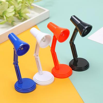Mini luminária de mesa LED dobrável magnética luz noturna quarto estudo leitura livro lâmpadas com clipe proteção para os olhos luzes de cabeceira