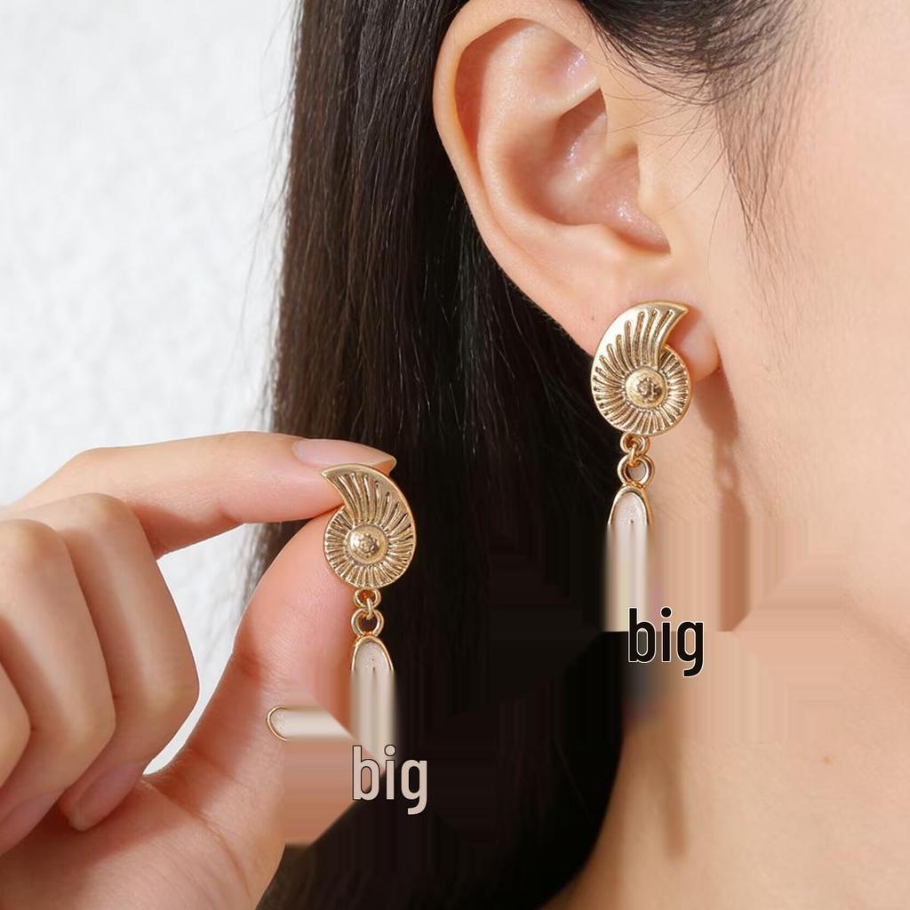 Ocean Starfish & Seashell Beach Earrings: European-American Childlike Metal Fashion