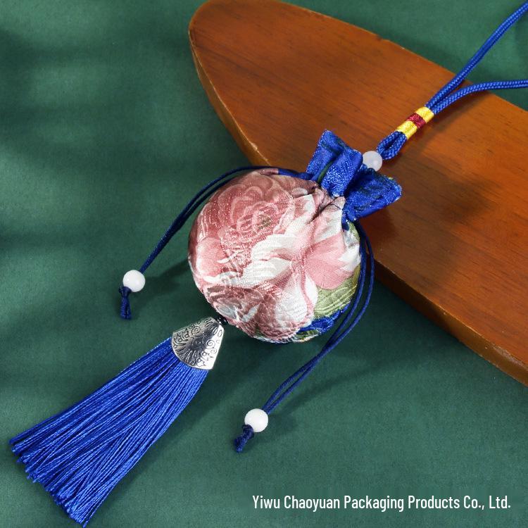

Embroidered Dragon Boat Festival Sachet: Portable Fetal Hair & Car Pendant Ornament, Blessing Charm Bag. 7*9 cm Empty Bag