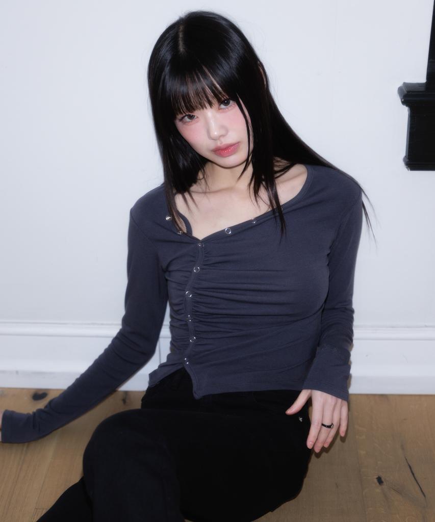 ROSEFRANTZ Unbalanced Shirring Long Sleeve [Charcoal]