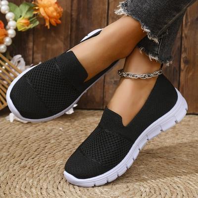 Fashion Lightweight Soft Sole Women Casual Shoes Summer Breathable Knit Slip On Sneakers Woman Anti Slip Comfort Walking Shoes Plus Size
