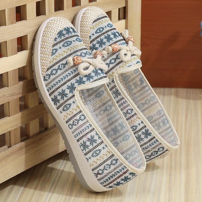 New women's net shoes single shoes versatile non-slip soft sole breathable and comfortable one-pedal shoes