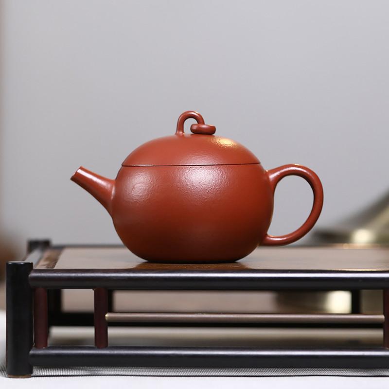 

Китайская традиция Исинский фиолетовый глиняный чайник Сырая руда Чжу Ни Красивый чайник Бытовой ручной работы Цзыша Чайник Чайный набор Посуда 110 мл