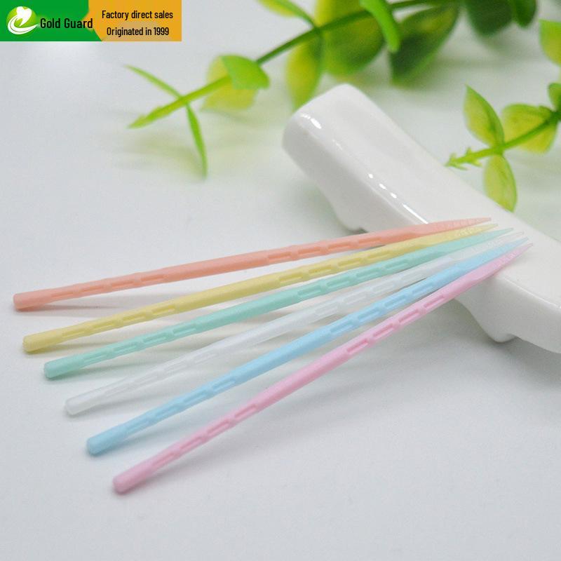 Gold Disposable Toothpicks, Single-Head, 100 Pack – Eco-Friendly for Home, Restaurants, Hotels, and Catering.