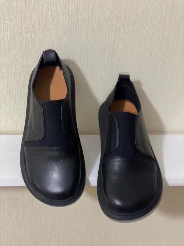 

Leather big head casual round head flat bottom comfortable small leather shoes 2025 new spring versatile single shoes loafers women s shoes 40 чёрный