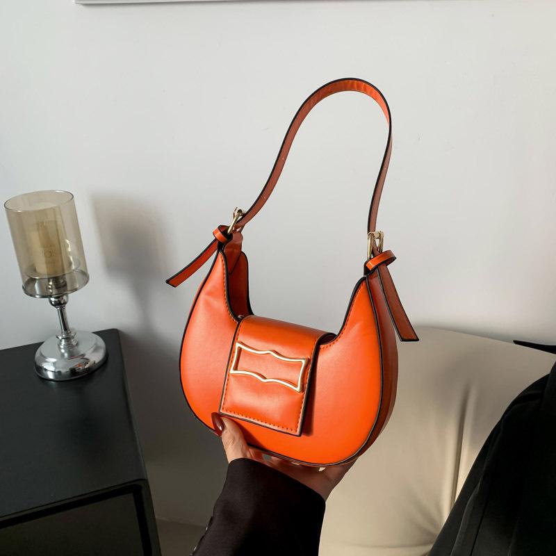 Сумки сумки женские новые модные универсальные сумки через подмышку полумесяца нишевые — фото 13