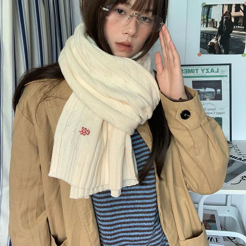 Luochi Wool Blend Embroidered Cable Knit Scarf: Retro Autumn/Winter Style Neck Gaiter for Women & Men