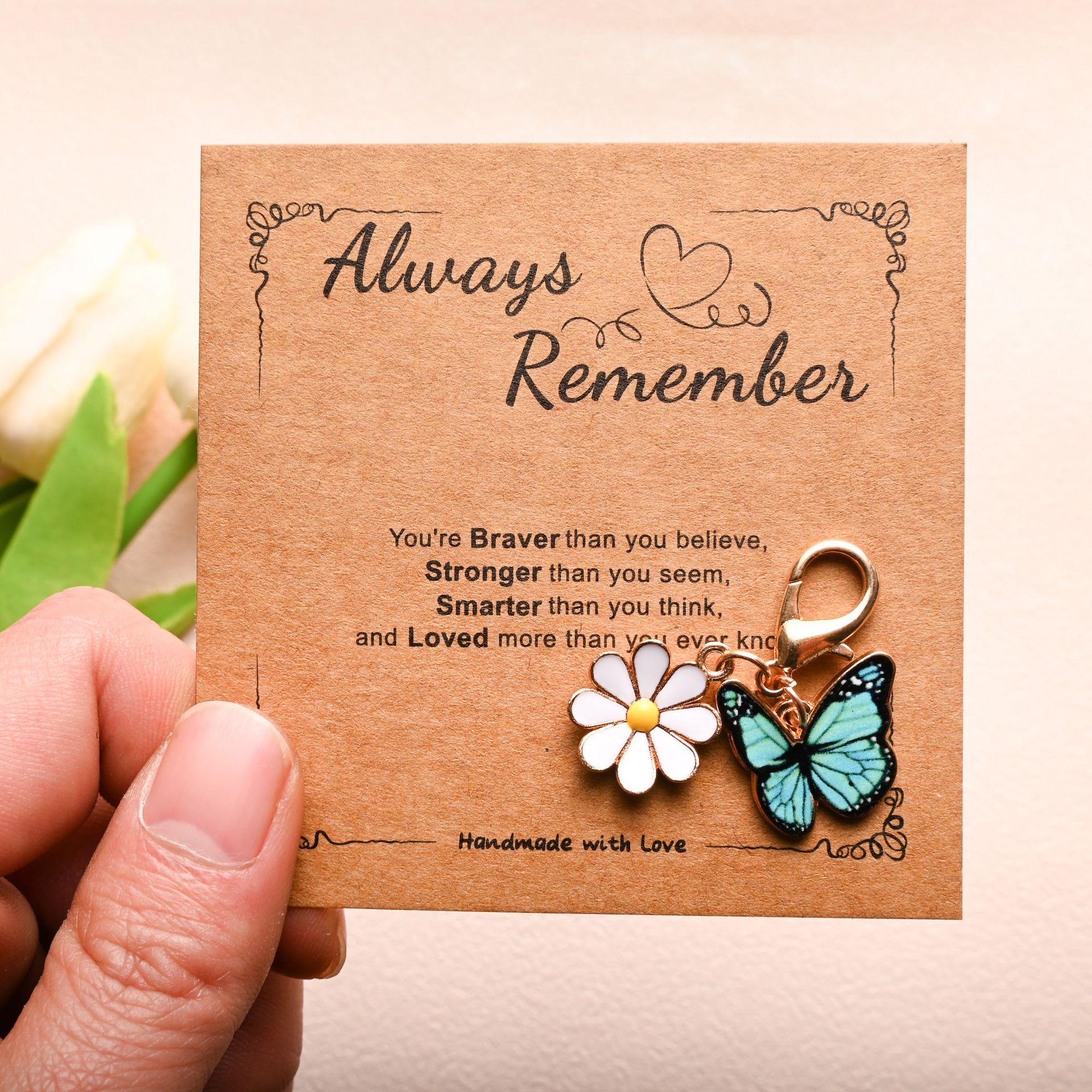 

Красочный эмалевый брелок-бабочка-маргаритка с карточкой с ободрением