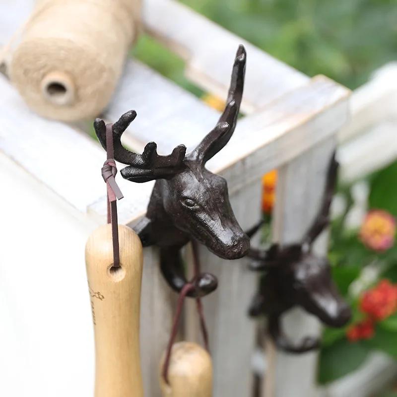 Cast Iron Deer Horn Hook Wall-mounted Originality Fitting Room Wall Iron Hook European Retro Style Home Courtyard Decoration
