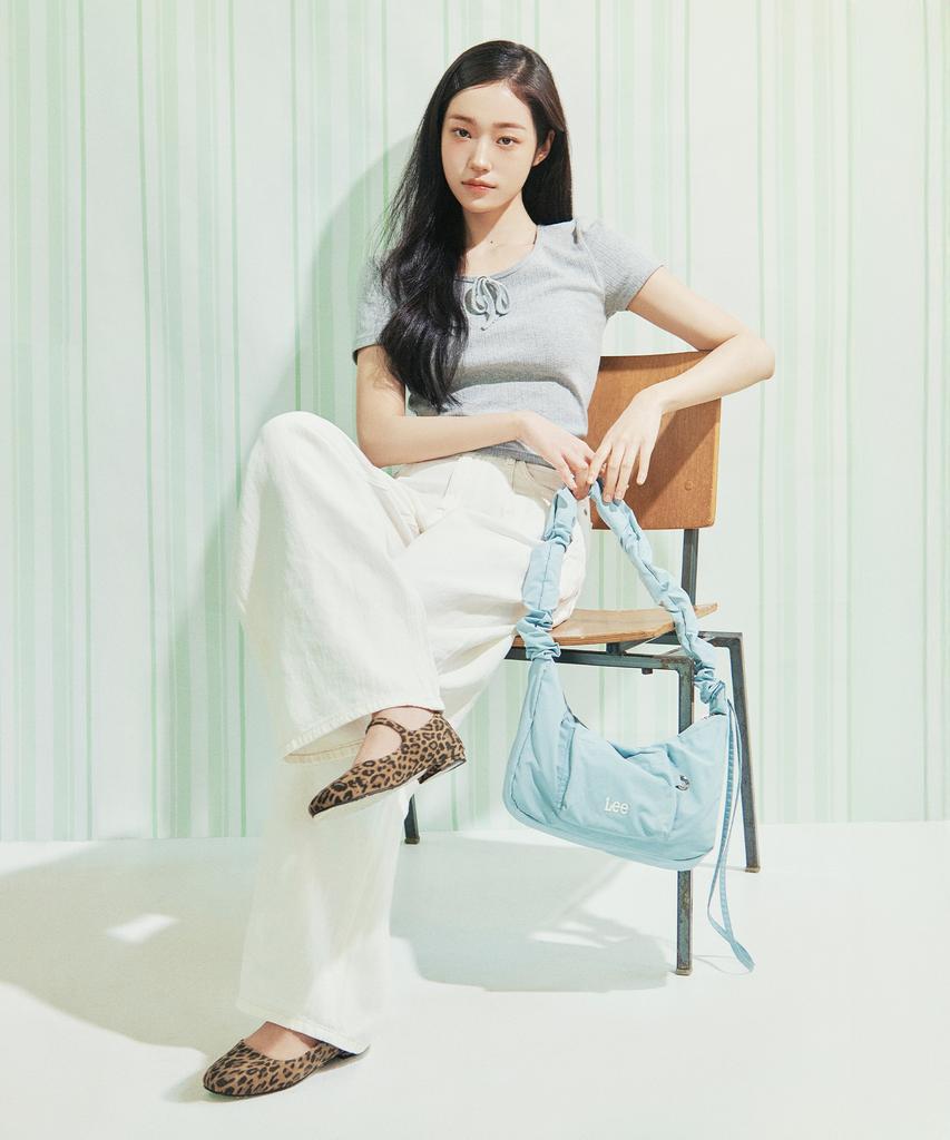 Lee Nylon Two-Way Shirring Bag Light Blue