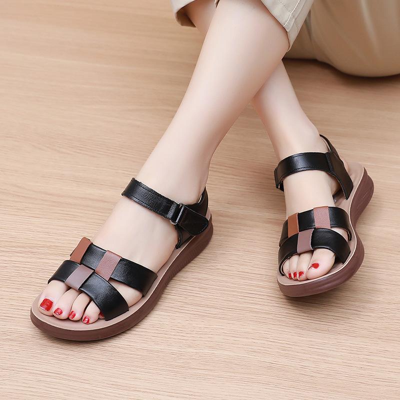 Summer New Top Leather Mom Sandals Comfortable Soft Bottom Flat Middle Aged Women's Shoes