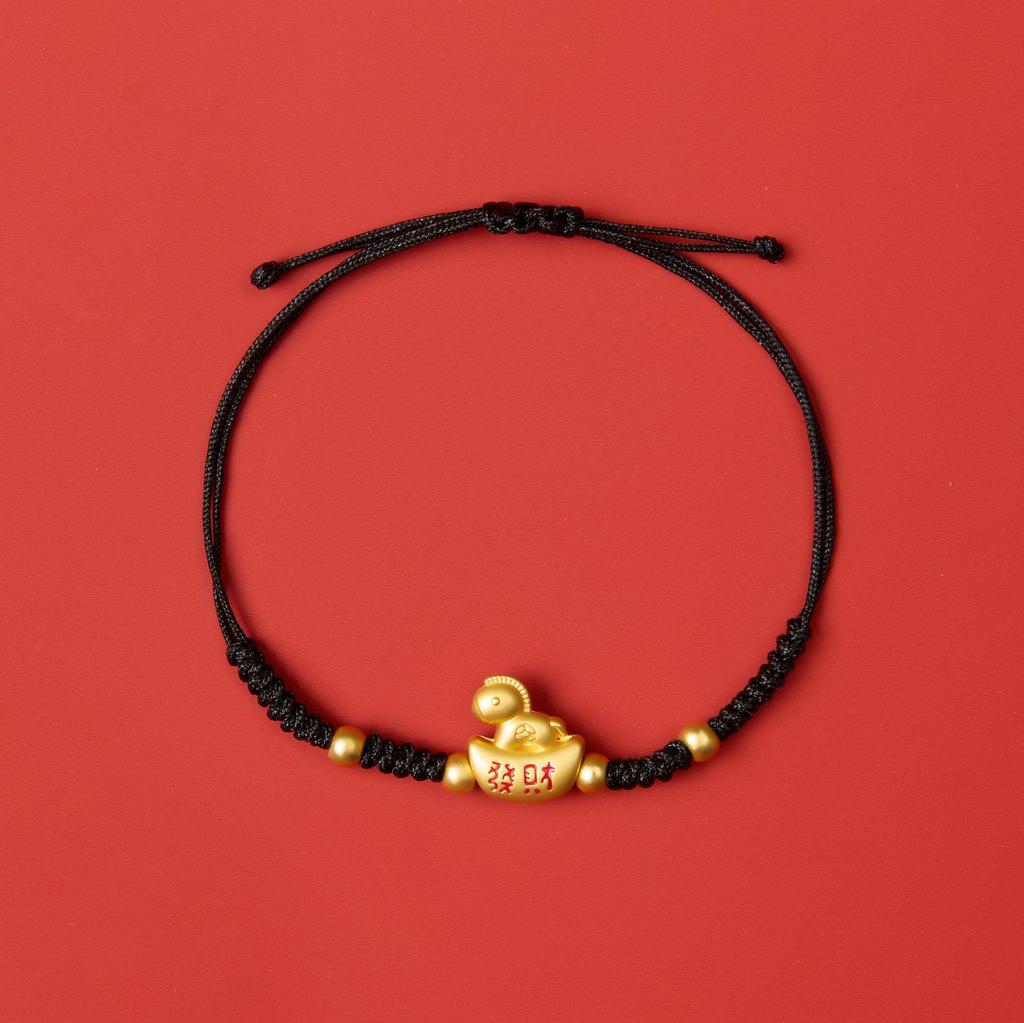 2026 Year of the Horse Red String Bracelet, Handmade Ethnic Style Hand Rope, New Year Charm for Good Fortune.