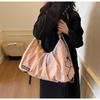 Women's Japanese bag, pleated solid color dumpling bag.