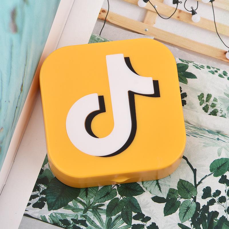 

Цветной контейнер для контактных линз 9002 Примечание