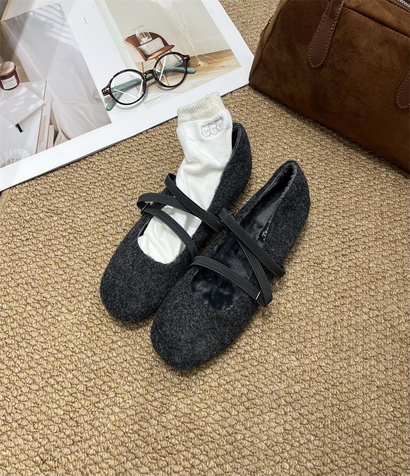 Mary Jane fluffy shoes women's autumn and winter wear 2025 new soft-soled lamb wool bean shoes piled cotton ladyshoes