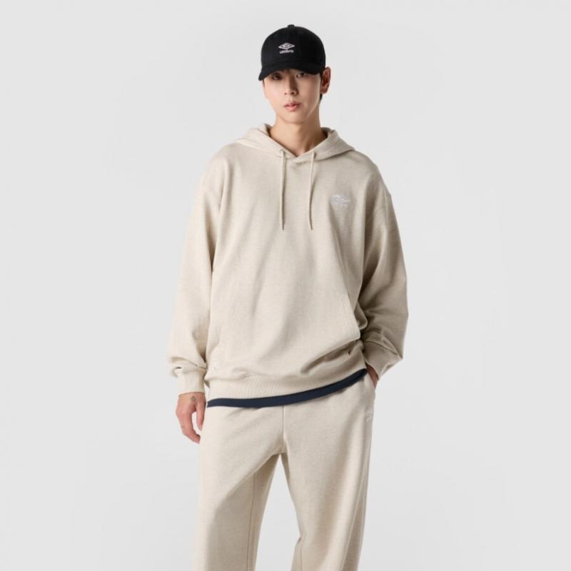 Umbro Unisex Essential Small Logo Hoodie Ur123chd19 Bmg
