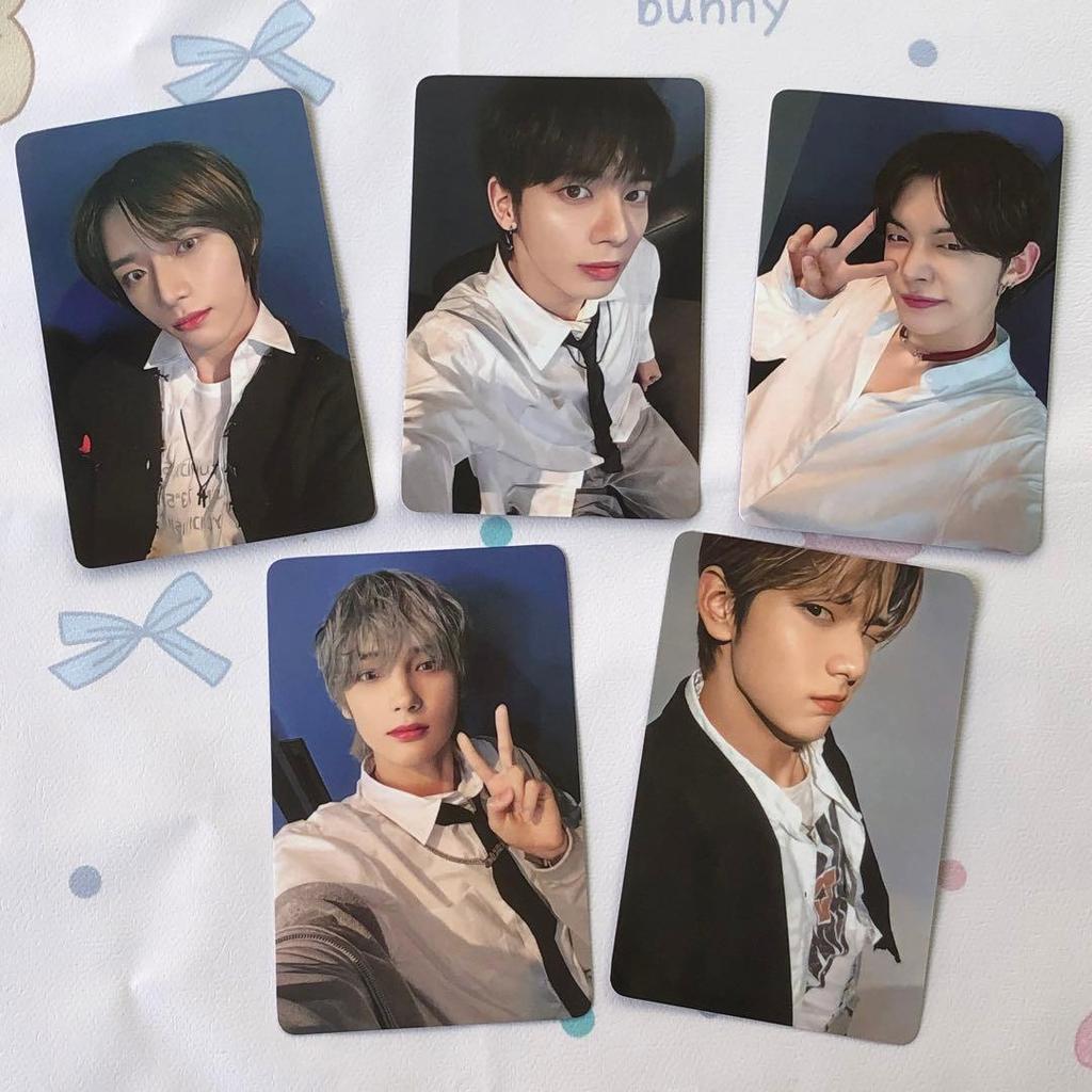 [USED] TXT Kpop Nara US Limited Edition Trading Cards (5 Cards)