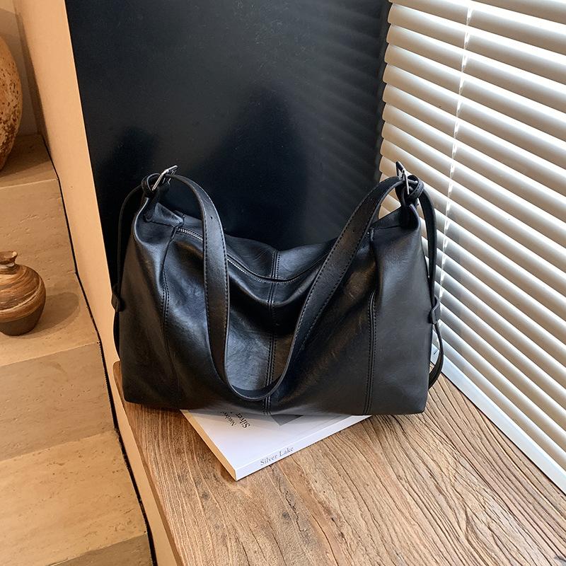 Crossbody bag women's bag 2025 new autumn and winter bag women's retro work commuter tote bag large-capacity shoulder bag