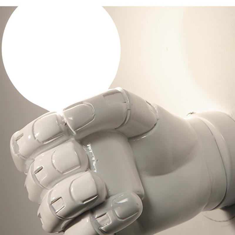 Lampă de perete din rășină cu pumnul alb în stil retro pentru mansardă, cafenea, birou, restaurant, bar, club, coridorul cu balcon