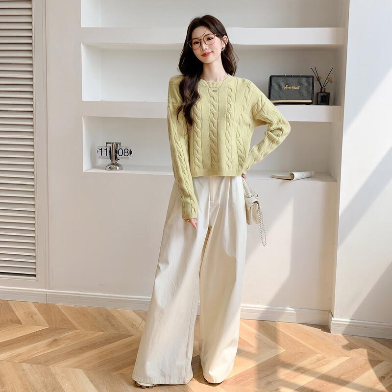 Mocana Women's Elegant Long-Sleeve Knit Sweater MKNJD2809