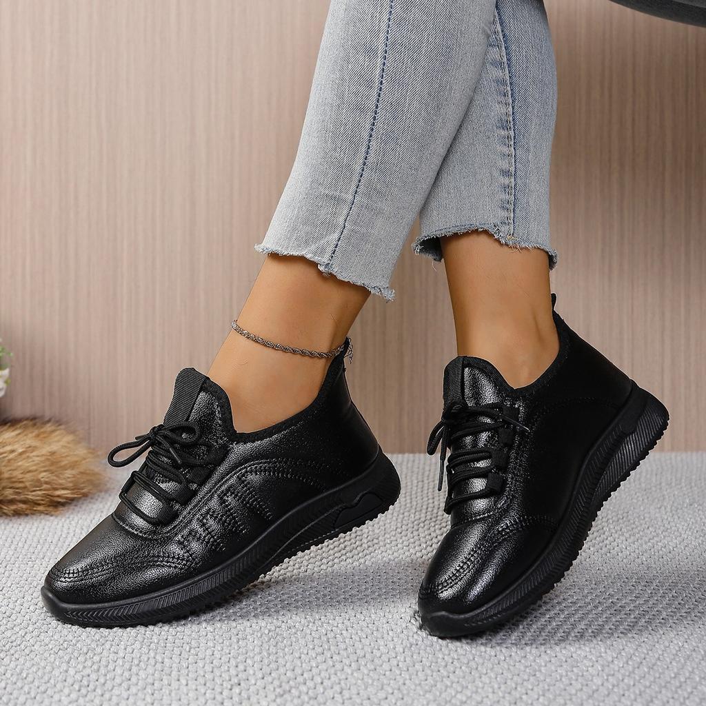 Round Toe Casual Sports Shoes In Autumn and Winter Fashionable New Style Comfortable Flat Bottom Women's Shoes