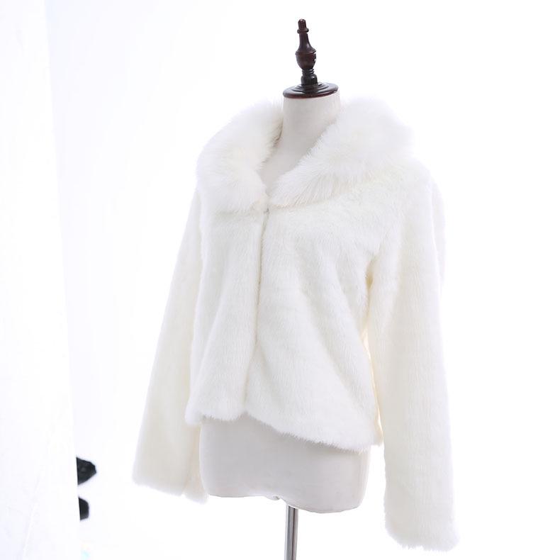Youthful Mink Fur Coat: Short Style with Fur Collar, European & American Fashion, Women's Warm Outerwear.