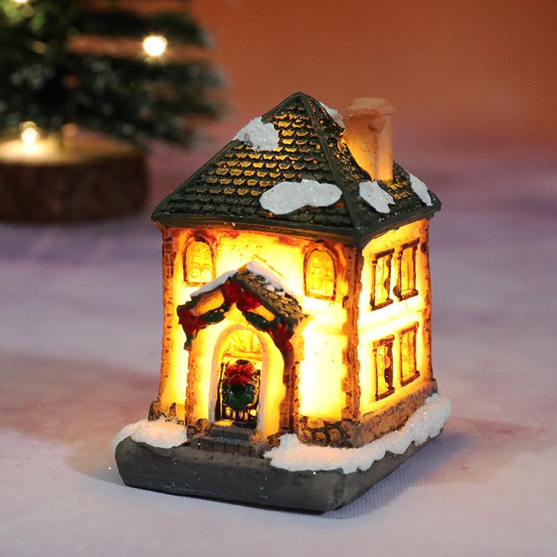 Christmas Resin Light-Up Small House Ornament - Retro Micro Landscape Decoration