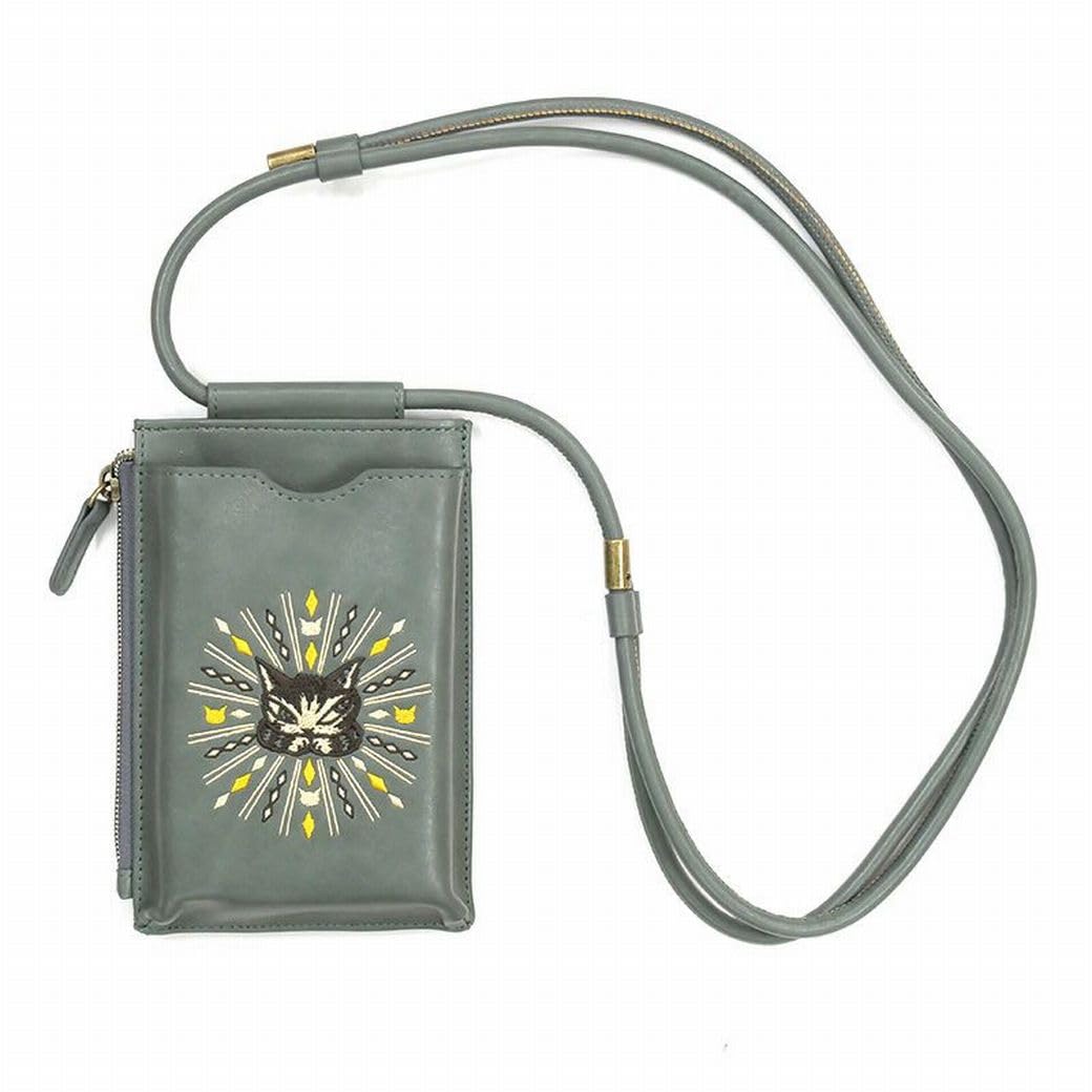 

[Wachifield] Dayan the Cat Embroidered Smartphone Pouch, Blue