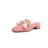 Mode Neue Sommer Hausschuhe Echtes Leder Hausschuhe für Damen Mode Blumendekoration Quadratische Zehenpartie Niedrige Absätze Zehenbedeckende Hausschuhe Sandalen