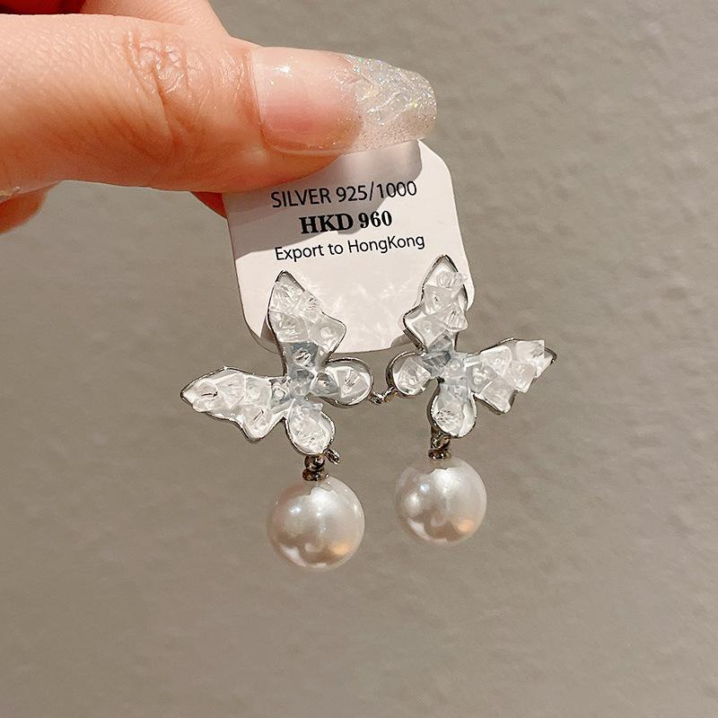 Medieval Vintage Silver Needle Earrings, Temperament Light Luxury Court Style Pearl Earrings Versatile High-end Retro Earrings