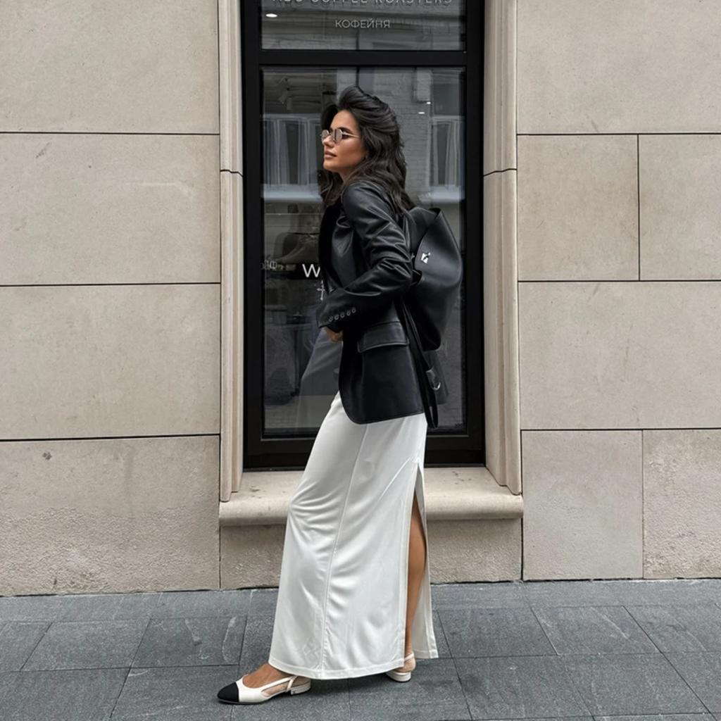 LYRIA Woman Elegant Sexy French Ball Gown Long White Dress Female O-neck Sleeveless Dress Women