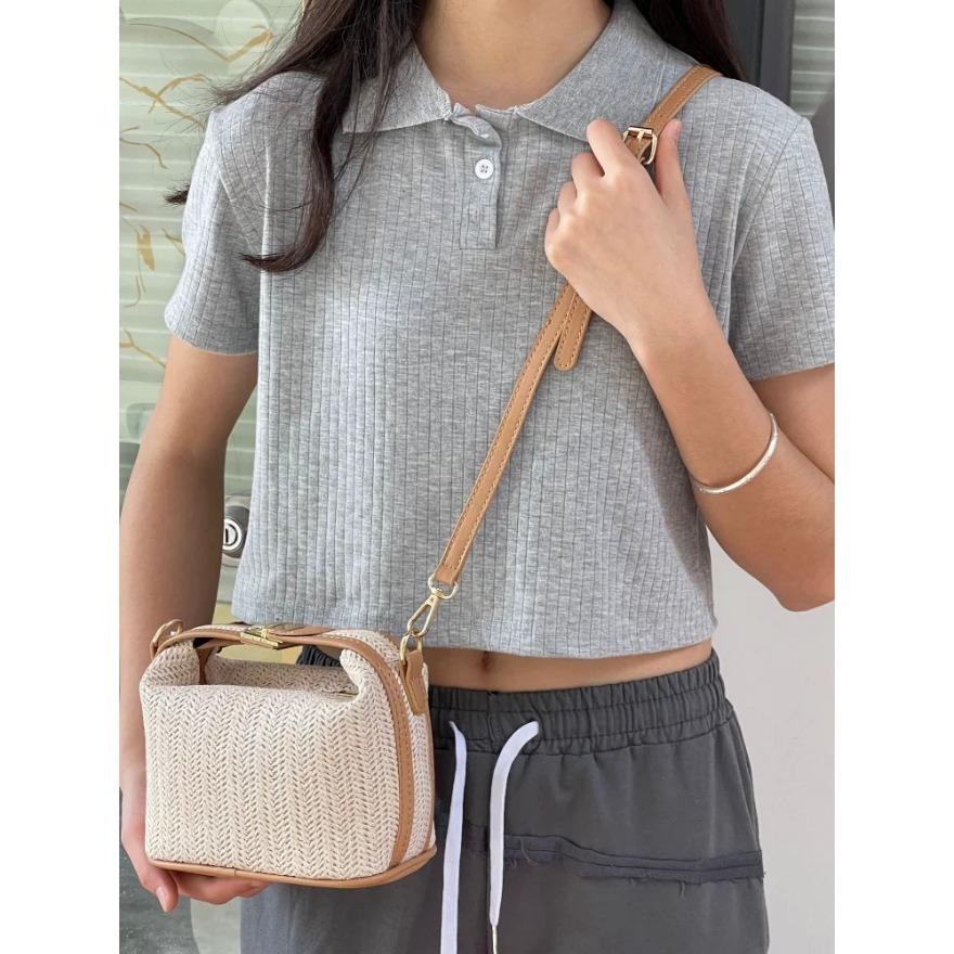 Versatile Straw Woven Crossbody Bags Casual Bucket Shoulder Bags Fashion Contrast Color Handbags Vacation Beach Bags for Women