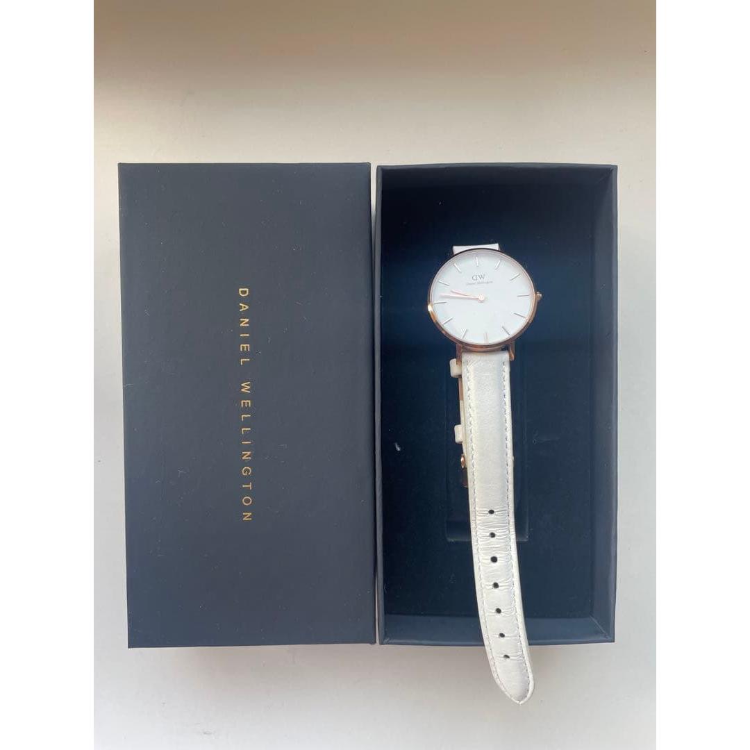 Used [Limited price] Watch Daniel Wellington