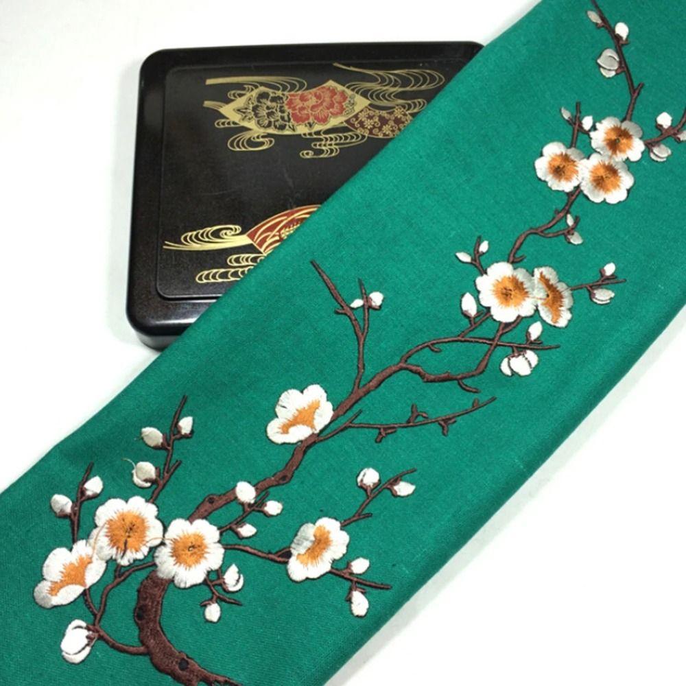 Embroideried Plum Blossom Applique Flower Shaped Clothes Sticker Apparel Cloth Patches  Sewing